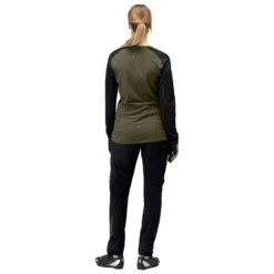 Norrøna Women's Fjørå Equaliser Lightweight Long Sleeve - Radtrikot -Outdoorbekleidung norroena womens fjoeraa equaliser lightweight long sleeve radtrikot detail 4