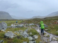 VAUDE Kid's Escape Pants VI - Regenhose -Outdoorbekleidung vaude kids escape pants vi waterproof trousers bdc06e6ac402b9d887bc5e52d500d8fa 1